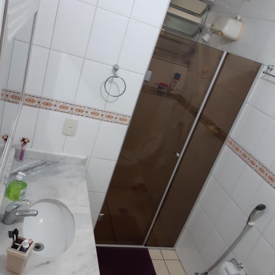 Apartamento Guaruja Enseada 2 Quadra Da Praia Atras Do Aquario Eksteriør billede